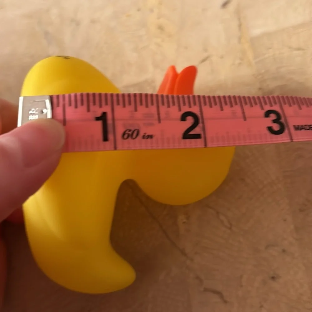 NEW Conrad Hotel Hong Kong Hilton Yellow Rubber Duck Toy Small